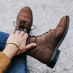 Thursday Boots - Women's Captain | Arizona Adobe