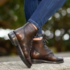 Thursday Boots - Women's Captain | Black Coffee