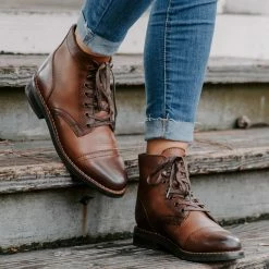 Thursday Boots - Women's Captain | Brandy