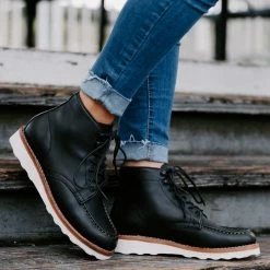 Thursday Boots - Women's Diplomat | Black