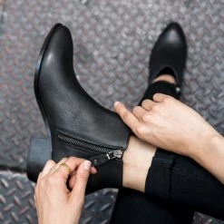 Thursday Boots - Women's Downtown | Black