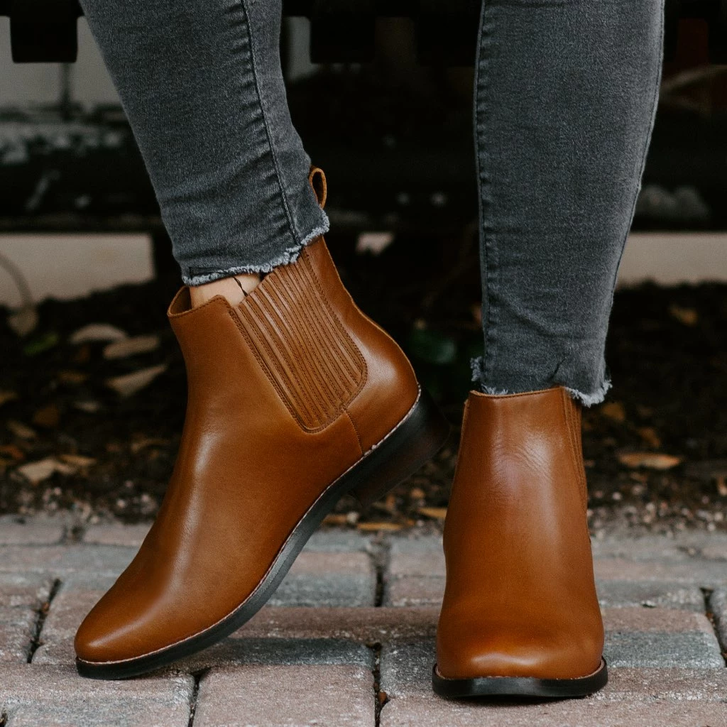 Thursday Boots - Women's Dreamer | Nutmeg 9 Thursday Boots - Women's Dreamer | Nutmeg
