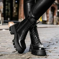 Thursday Boots - Women's Dynasty | Black