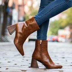 Thursday Boots - Women's Heartbreaker | Saddle