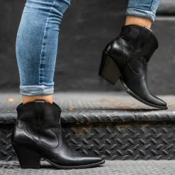 Thursday Boots - Women's Indio | Black