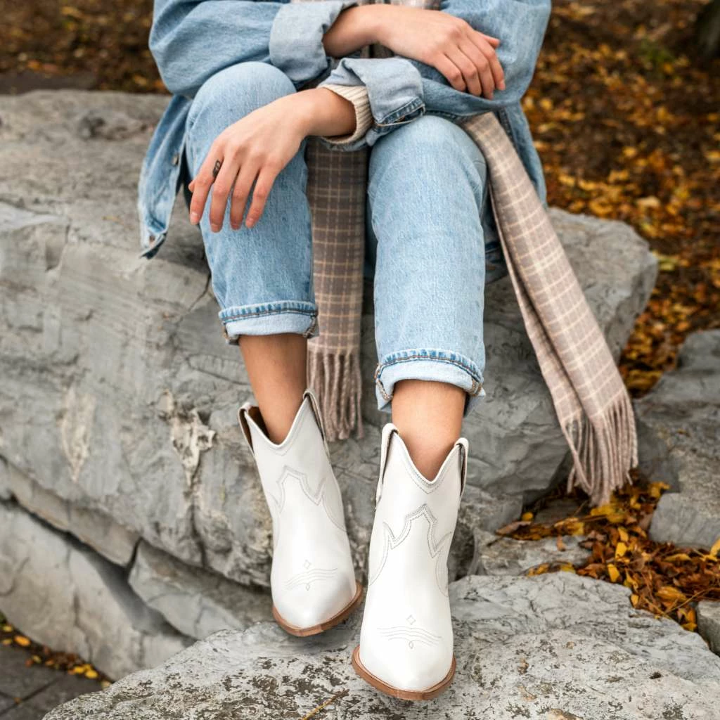 Thursday Boots - Women's Indio | White 9 Thursday Boots - Women's Indio | White