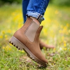 Thursday Boots - Women's Legend | Pebble