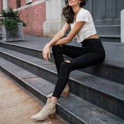 Thursday Boots - Women's Luna | Sand