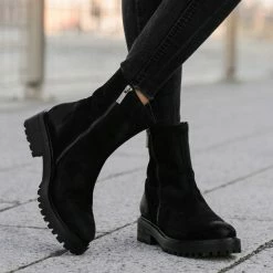 Thursday Boots - Women's Raider | Black
