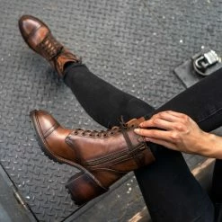 Thursday Boots - Women's Rebel | Walnut