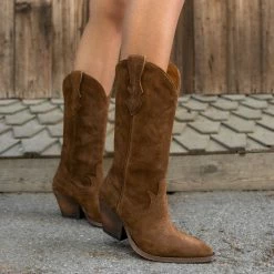 Thursday Boots - Women's Rodeo | Cinnamon