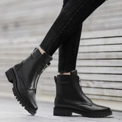 Thursday Boots - Women's Ryder | Black