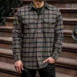 Thursday Threads - Filson Shirts & Pants Alaskan Guide Shirt | Otter Green + Black Plaid 9 Thursday Threads - Filson Shirts & Pants Alaskan Guide Shirt | Otter Green + Black Plaid
