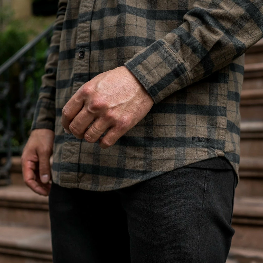 Thursday Threads - Filson Shirts & Pants Alaskan Guide Shirt | Otter Green + Black Plaid 7 Thursday Threads - Filson Shirts & Pants Alaskan Guide Shirt | Otter Green + Black Plaid